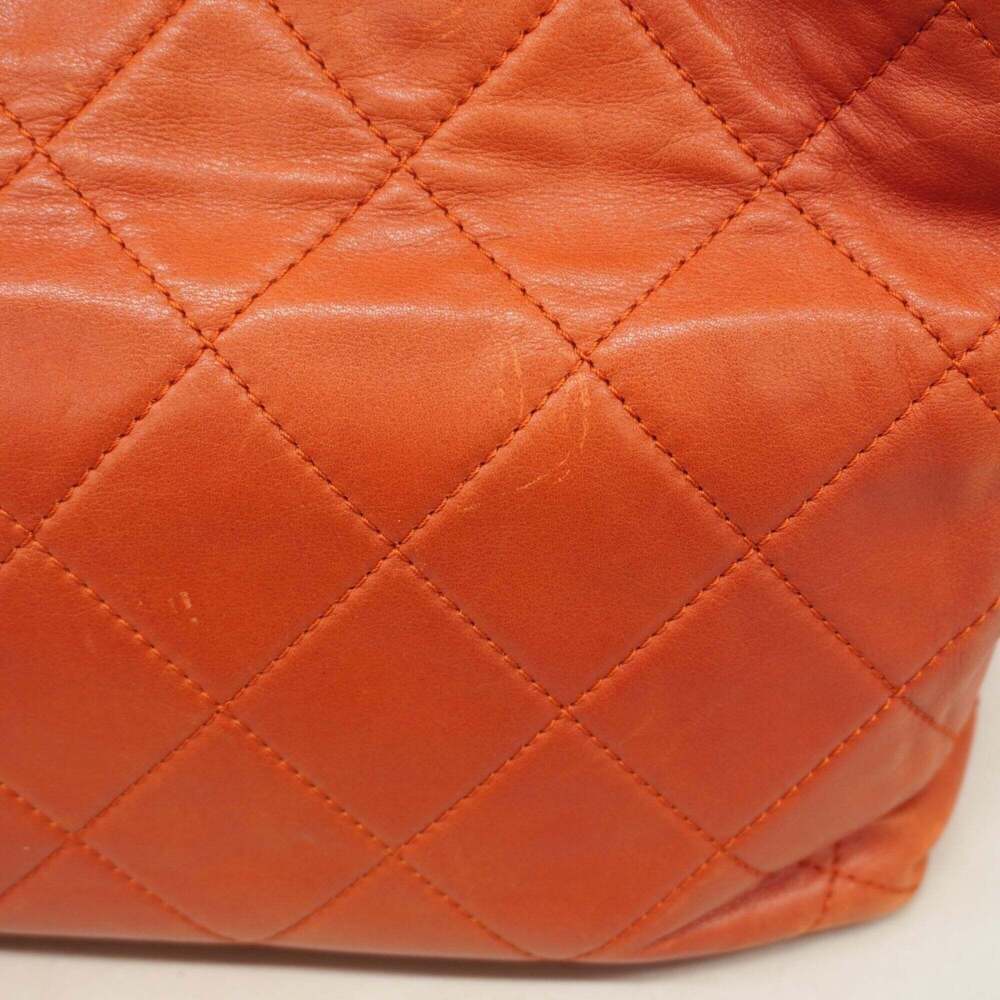 CHANEL Red Lambskin Leather Tote Bag - Picture 12 of 15